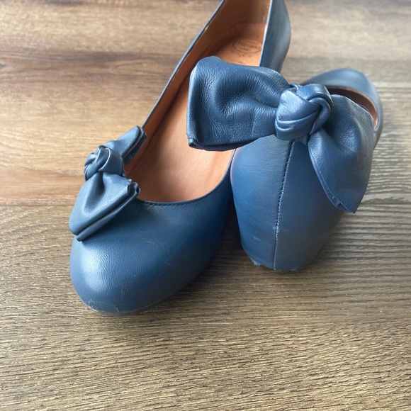 Jeffrey Campbell leather wedge shoes with detachable bows - Picture 3 of 5